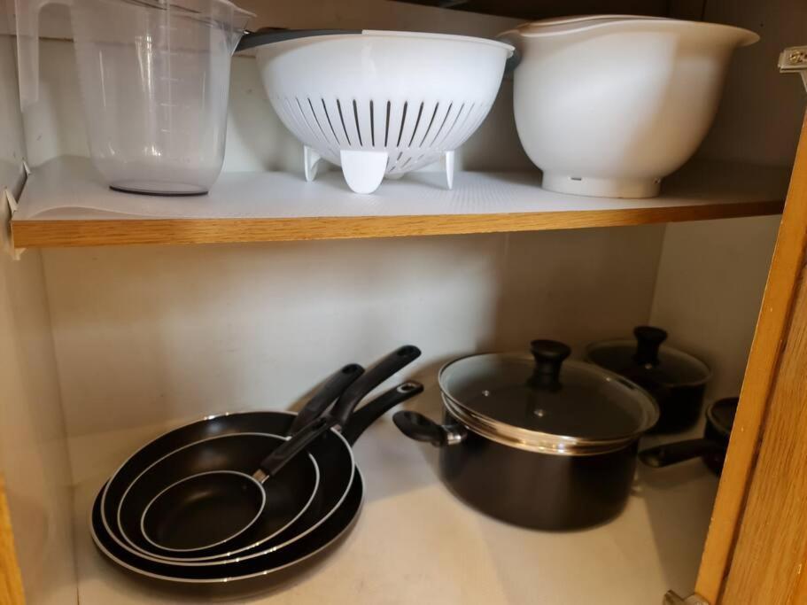 London Luxury 6 Bedroom Family House Sleeps 12 People Parking For 4 Cars Close To Tube. 치그웰 외부 사진
